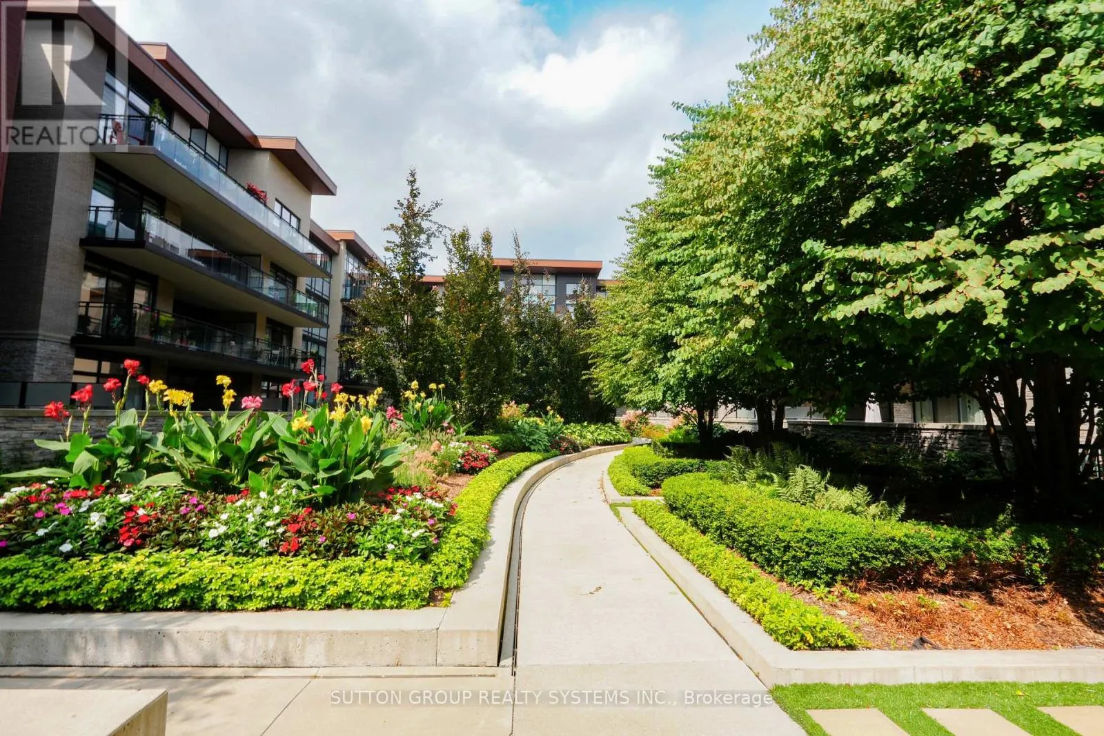 357 - 1575 LAKESHORE ROAD