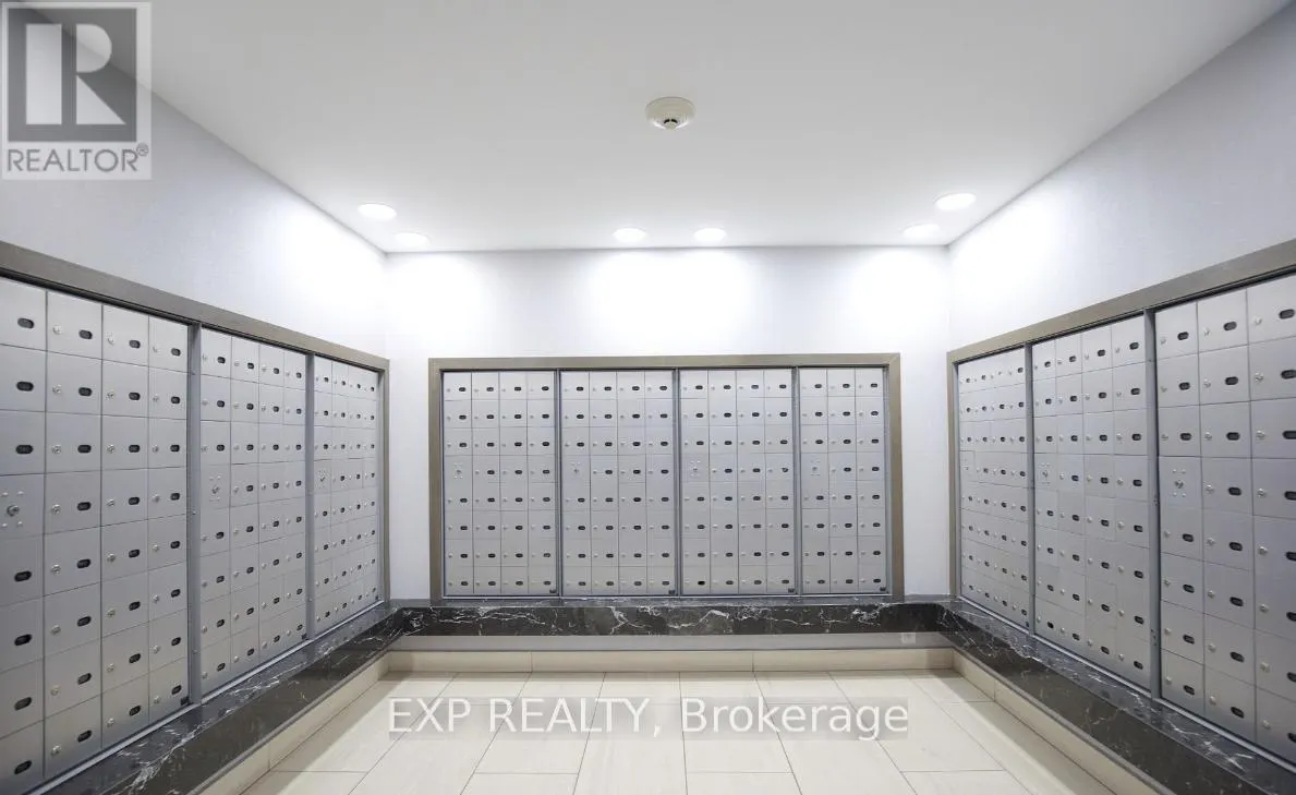 1712 - 223 WEBB DRIVE