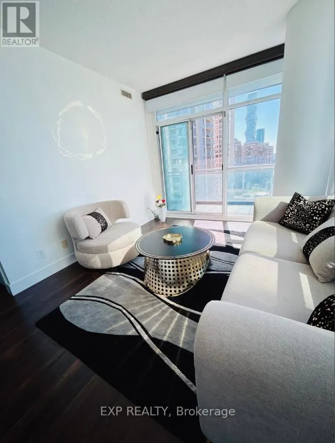 1712 - 223 WEBB DRIVE