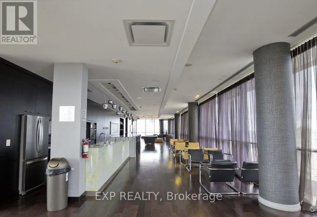1712 - 223 WEBB DRIVE