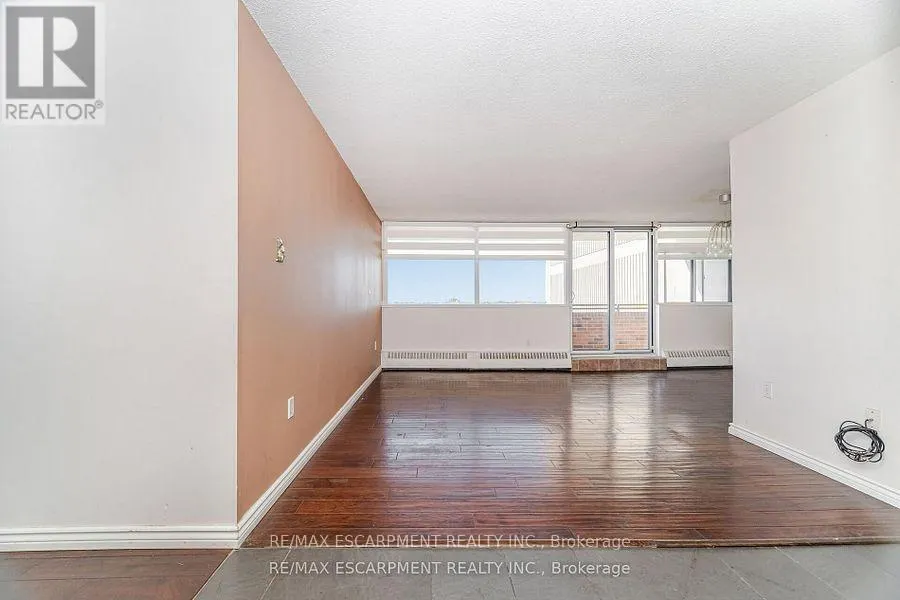 707 - 2301 DERRY ROAD W