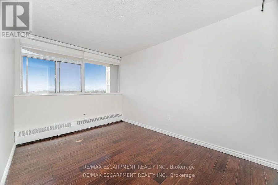707 - 2301 DERRY ROAD W