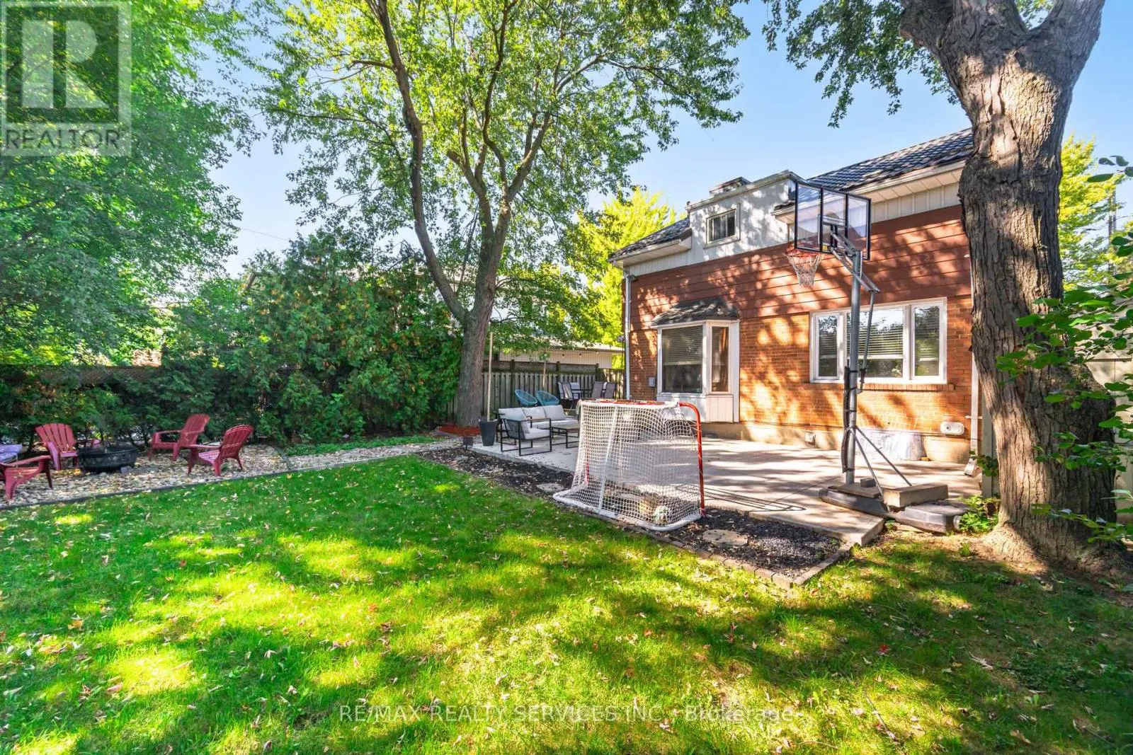 85 ELDOMAR AVENUE