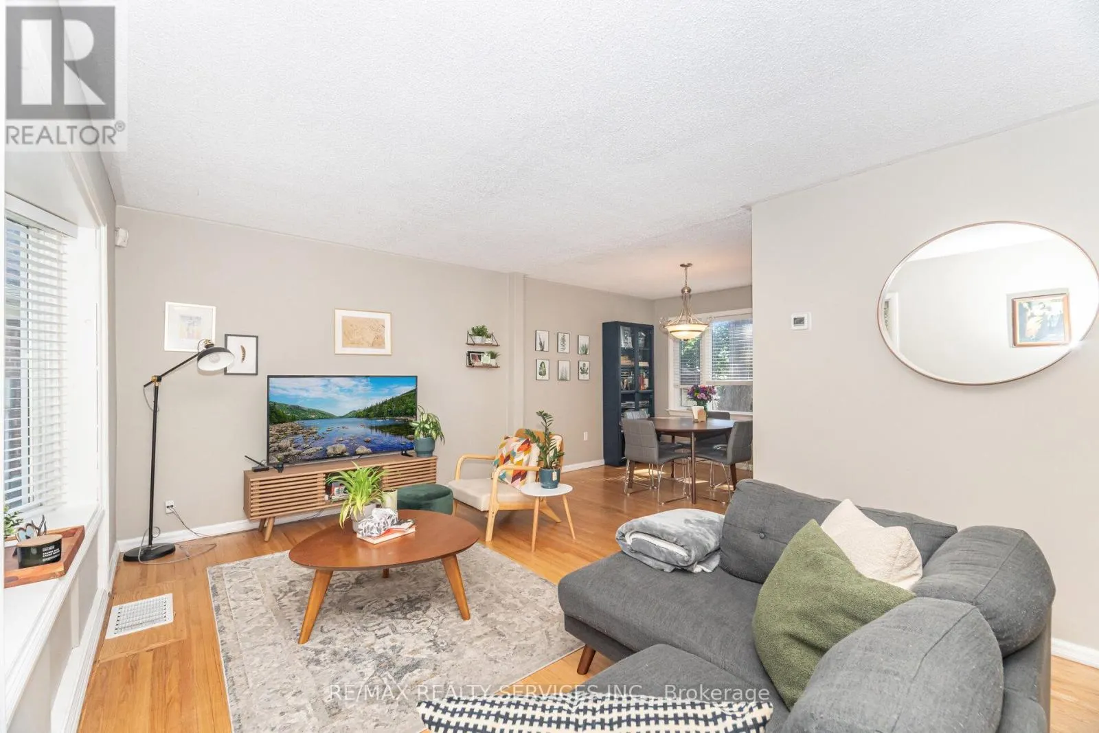 85 ELDOMAR AVENUE