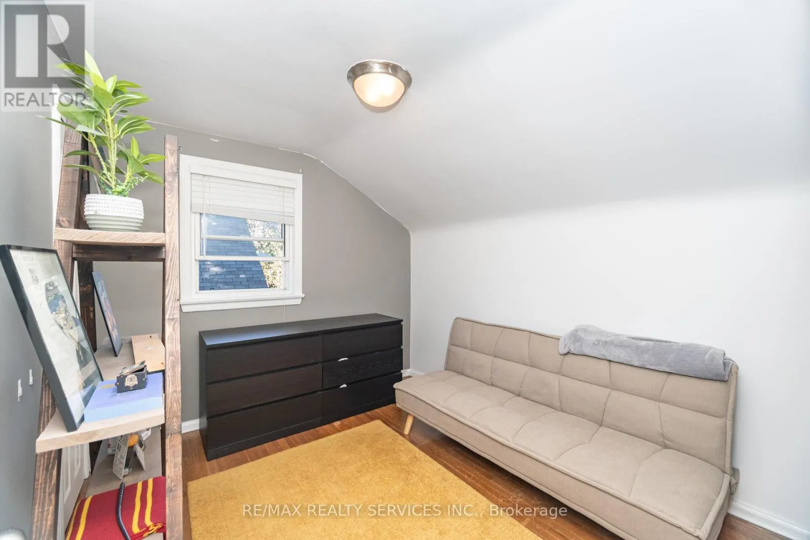 85 ELDOMAR AVENUE