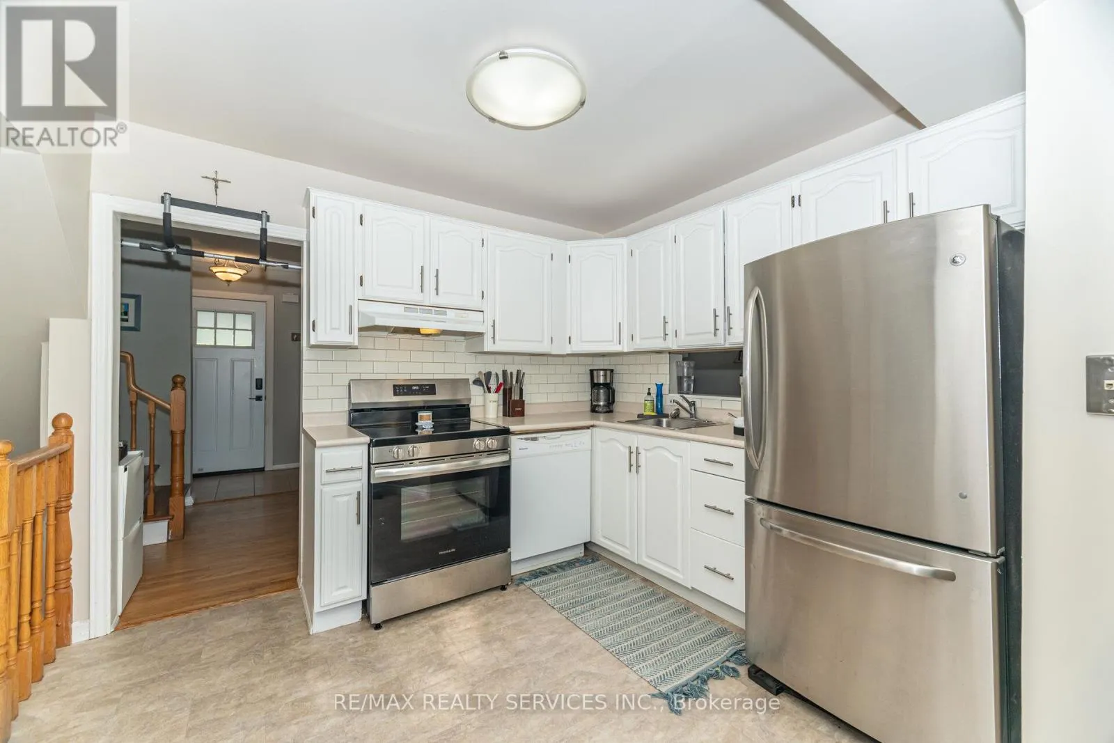 85 ELDOMAR AVENUE