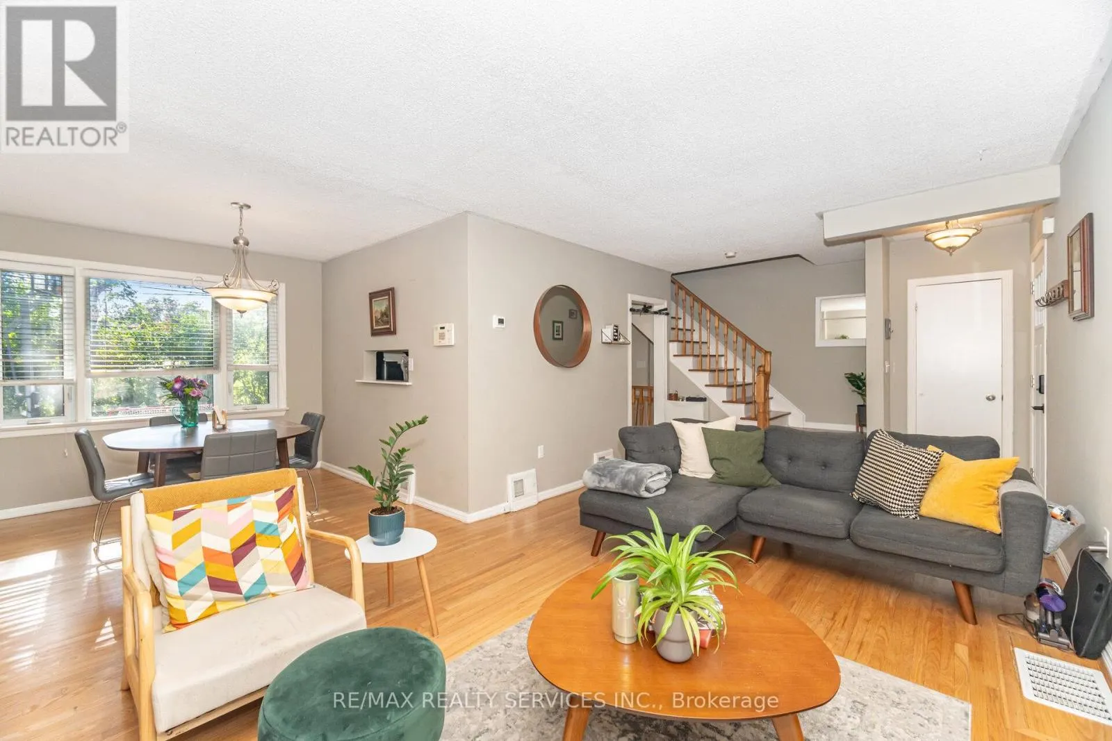 85 ELDOMAR AVENUE