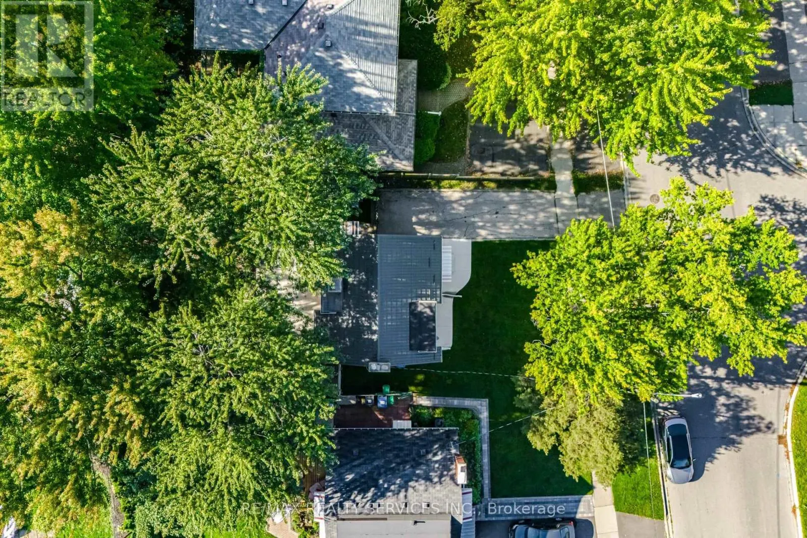 85 ELDOMAR AVENUE