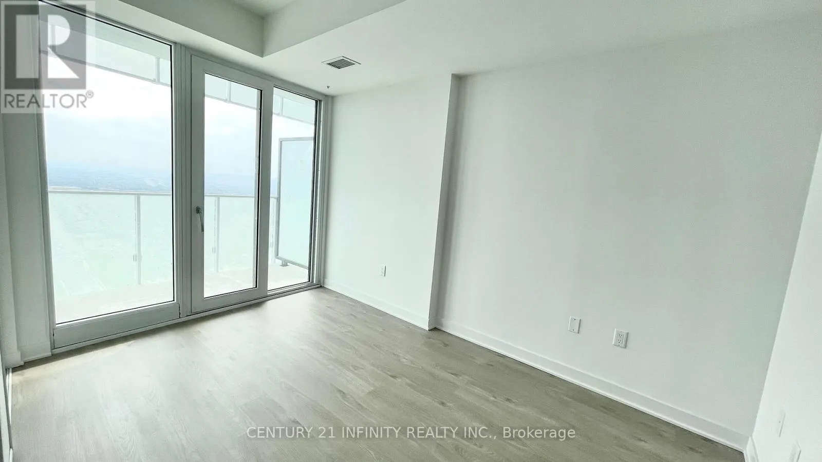 5007 - 3900 CONFEDERATION PARKWAY, #5007