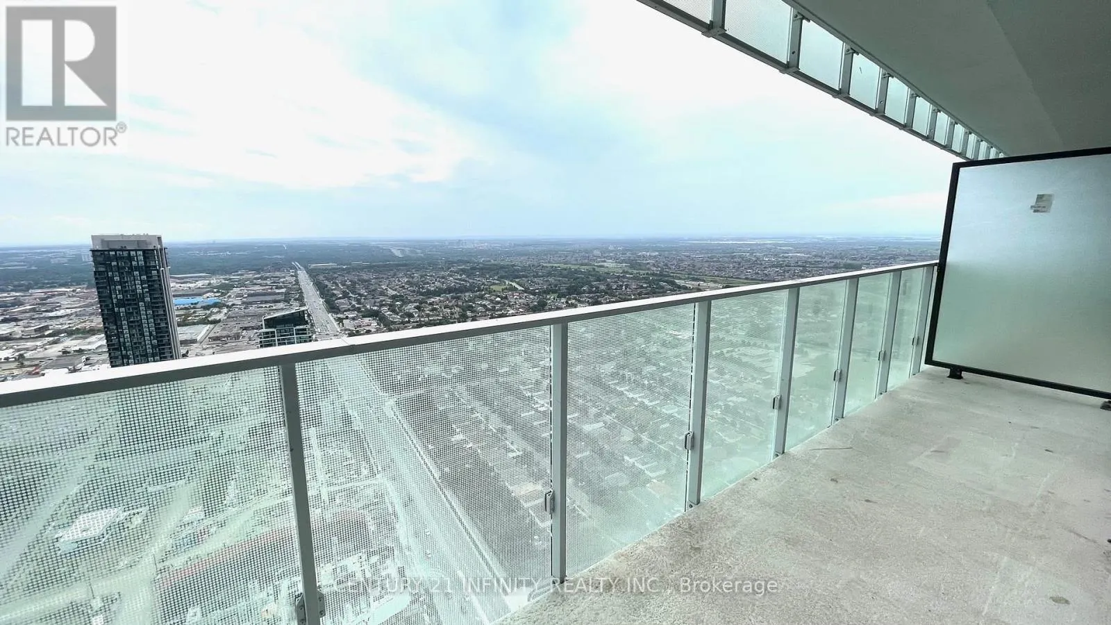 5007 - 3900 CONFEDERATION PARKWAY, #5007