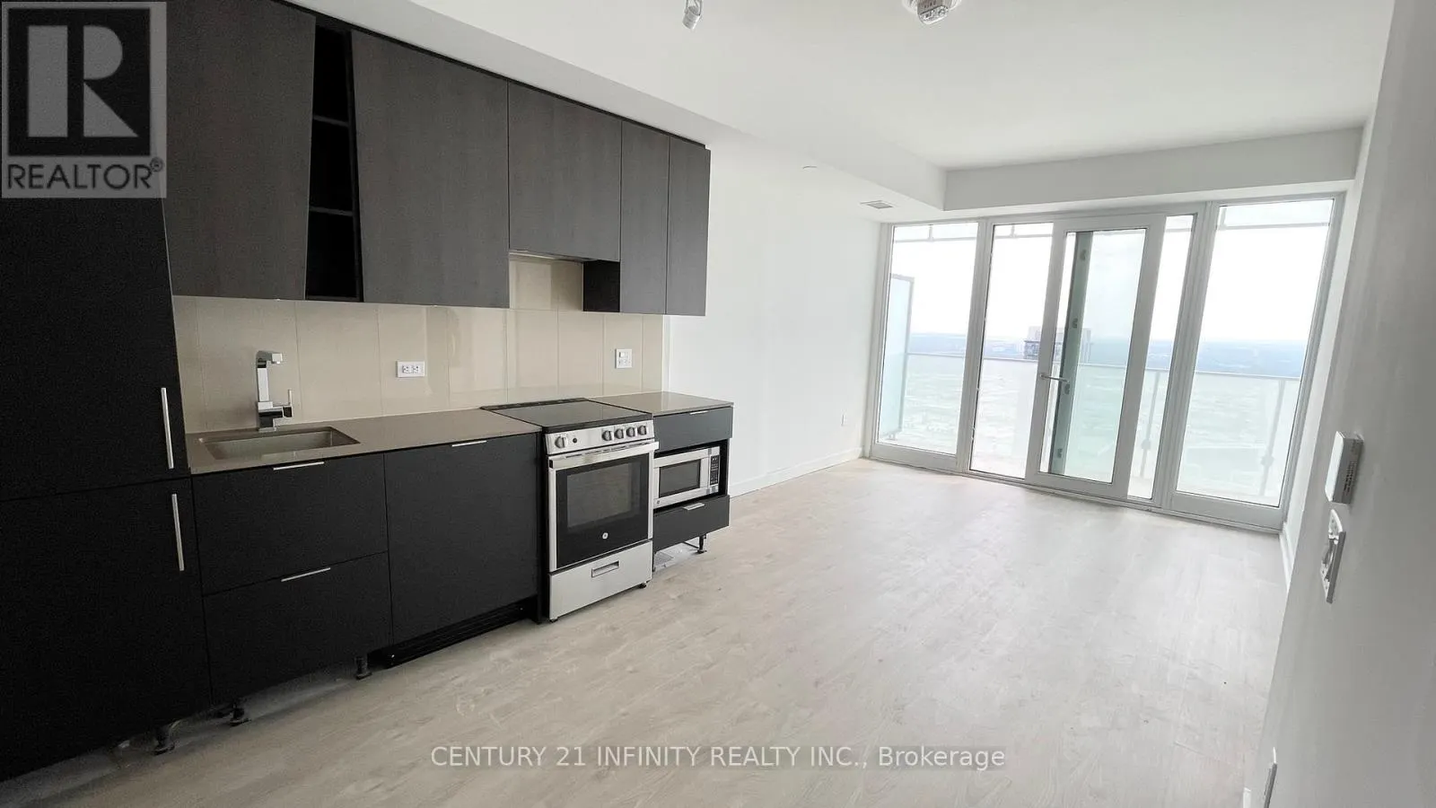 5007 - 3900 CONFEDERATION PARKWAY, #5007