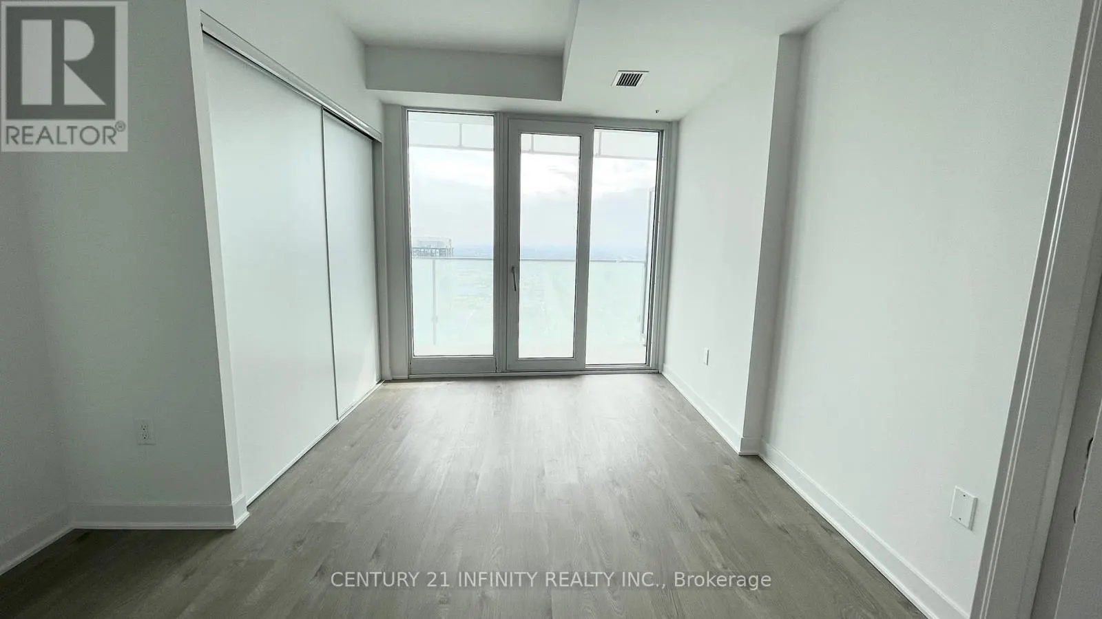 5007 - 3900 CONFEDERATION PARKWAY, #5007