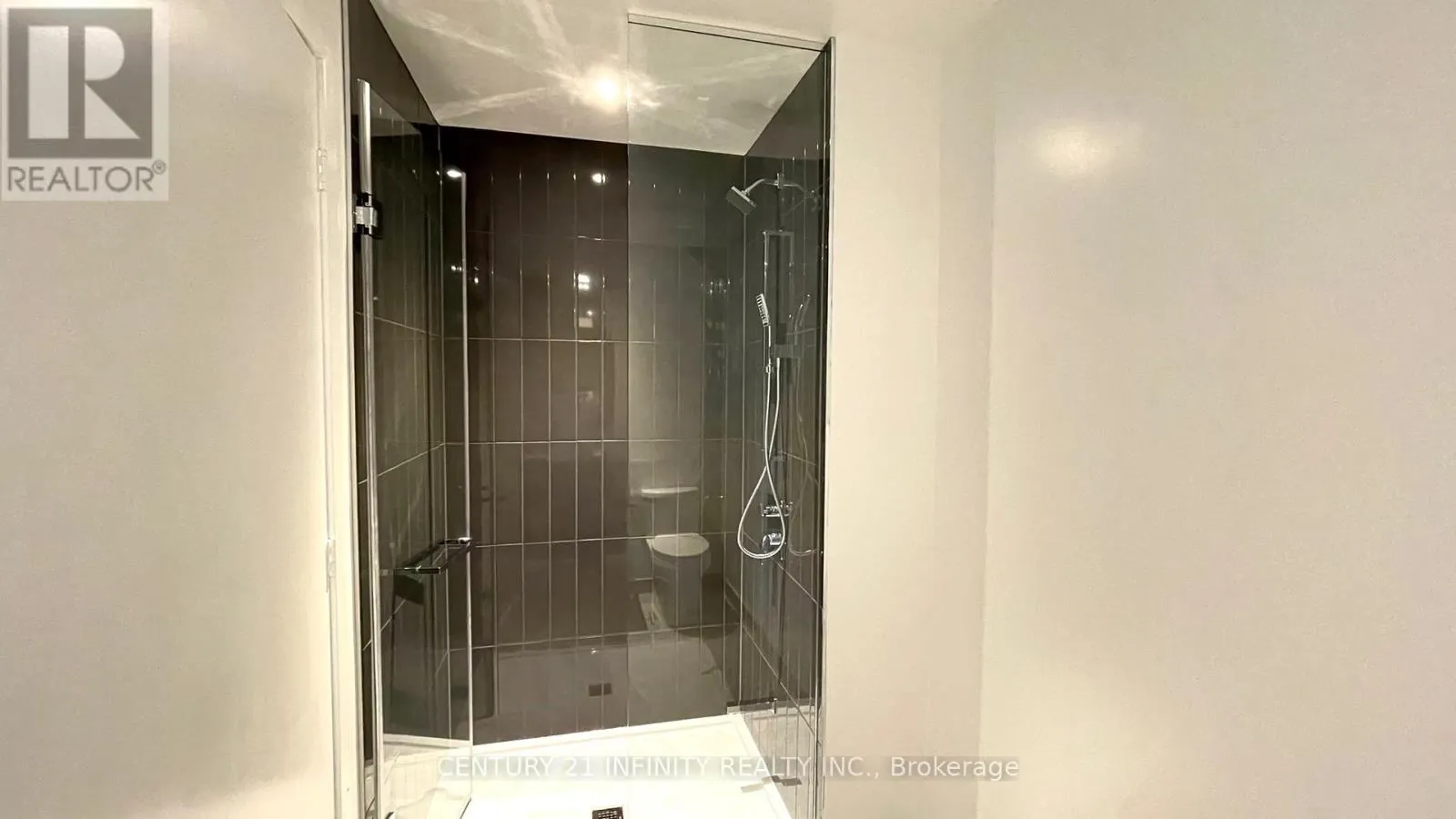 5007 - 3900 CONFEDERATION PARKWAY, #5007