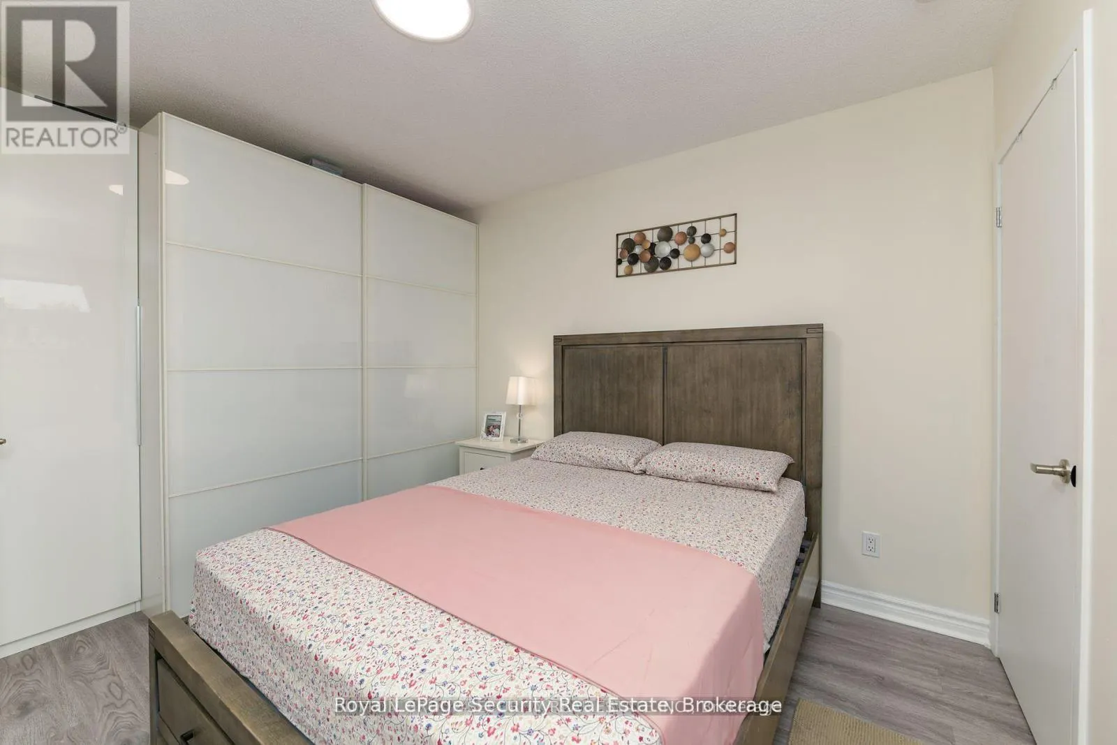307 - 2464 WESTON ROAD