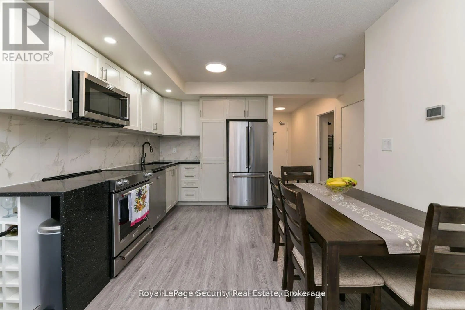 307 - 2464 WESTON ROAD