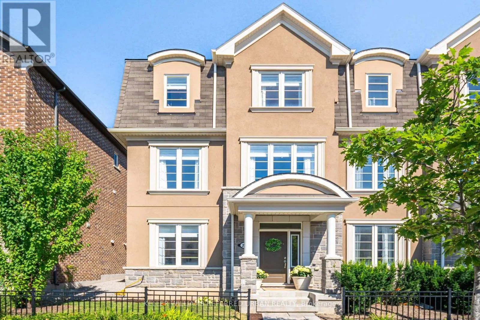 28 - 1222 ROSE WAY