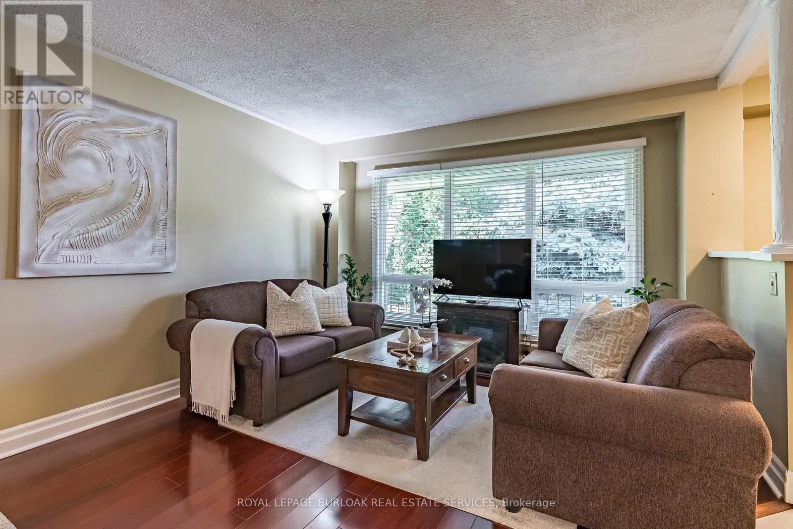 214 VANCE DRIVE