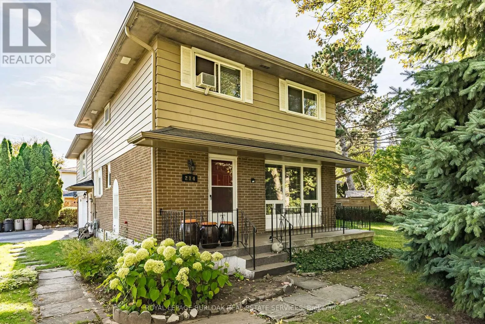 214 VANCE DRIVE