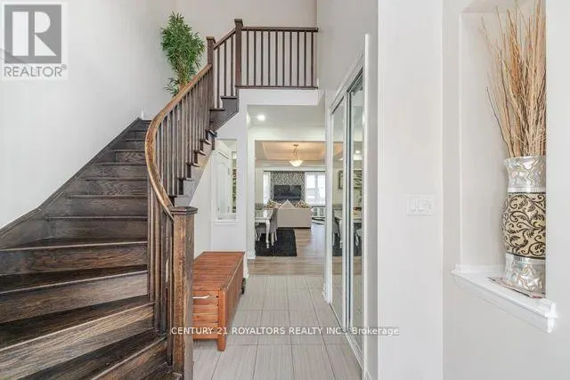 77 ENFORD CRESCENT