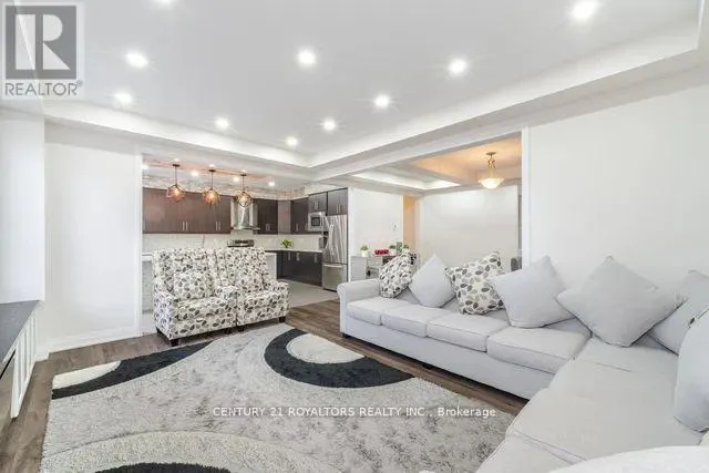77 ENFORD CRESCENT