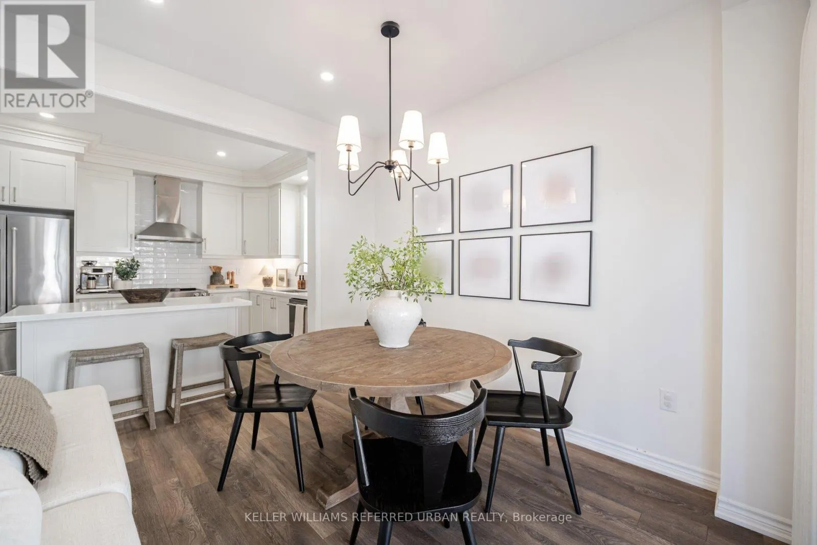 TH28 - 1222 ROSE WAY