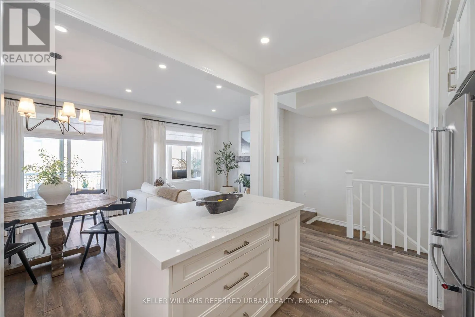 TH28 - 1222 ROSE WAY