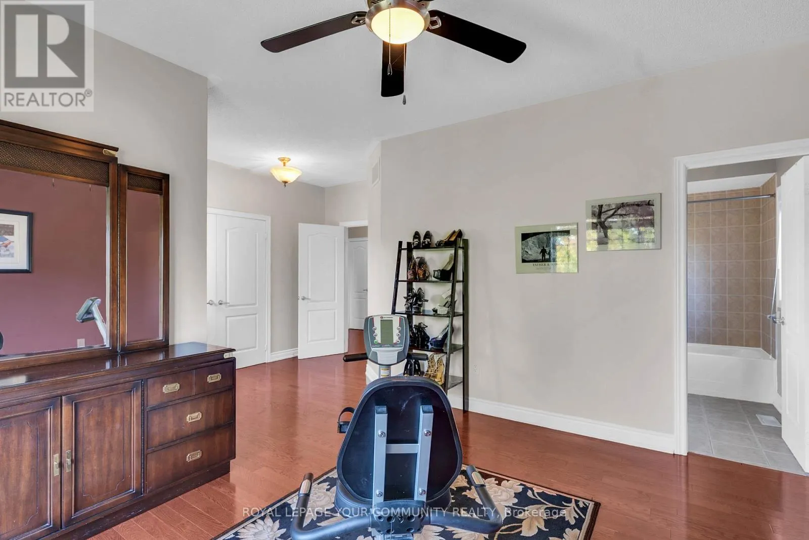 26 LOUVAIN DRIVE