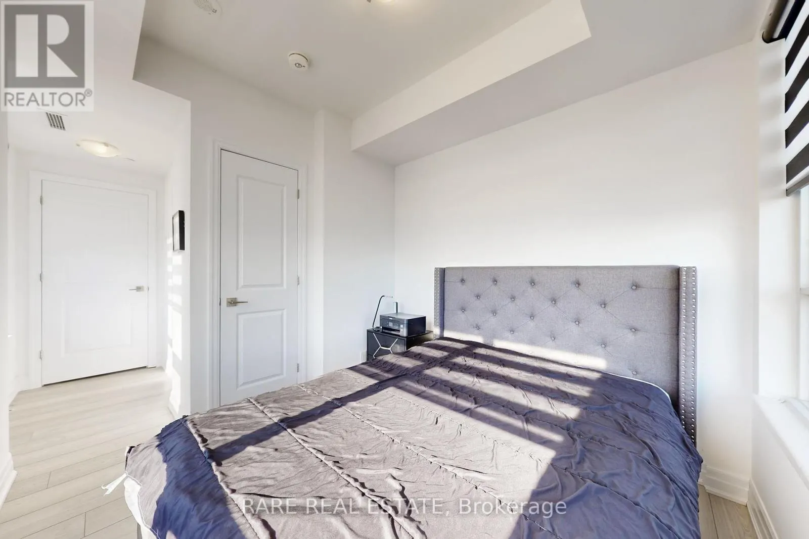 3405 - 36 ELM DRIVE
