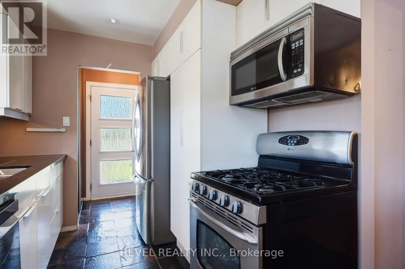 44 MARBLEHEAD CRESCENT