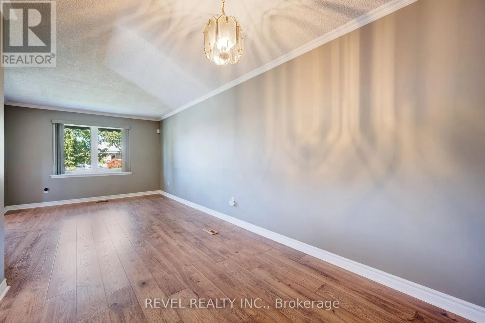 44 MARBLEHEAD CRESCENT