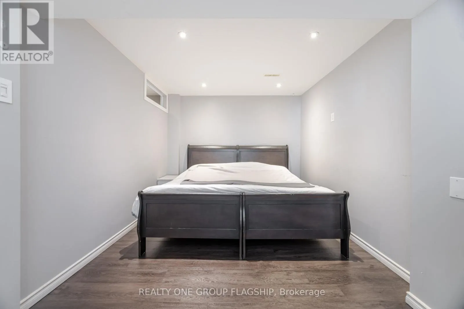 7267 WINDBREAK COURT