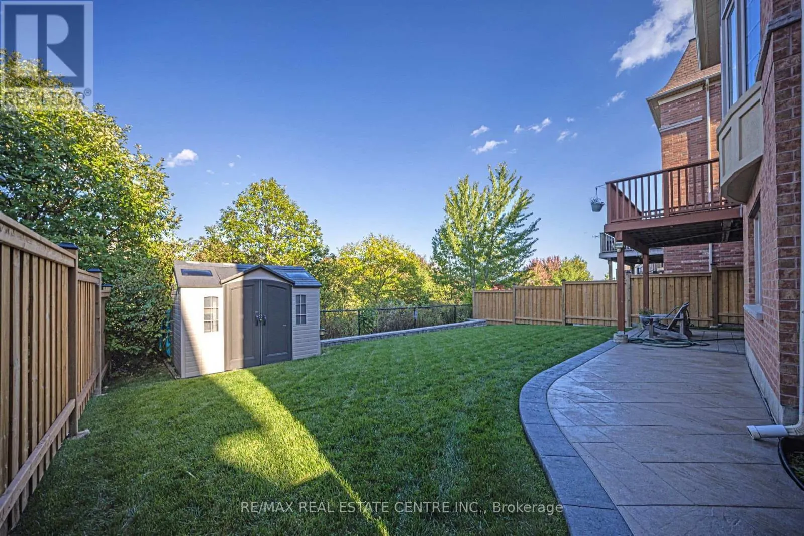 15 INTERLACKEN DRIVE