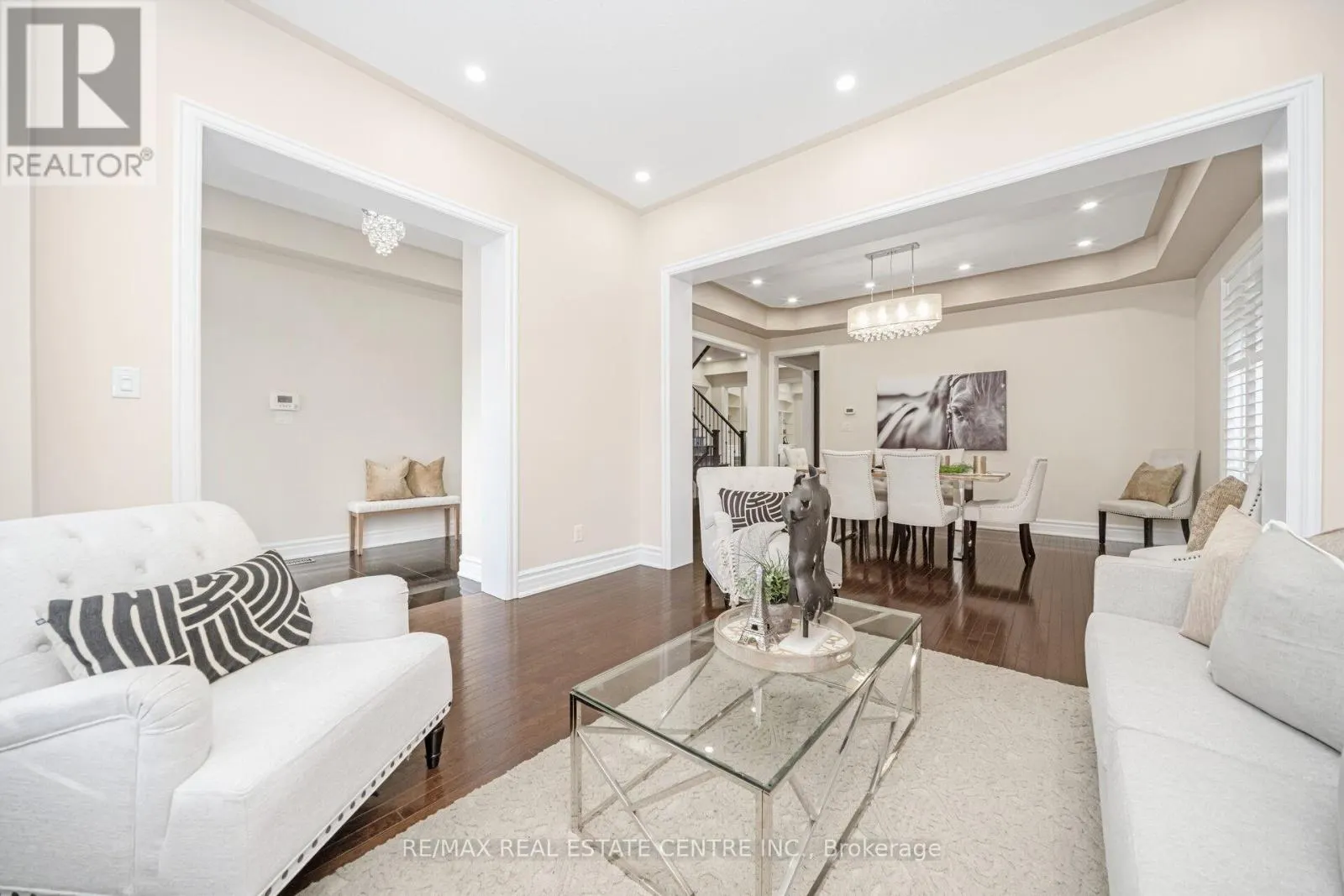 15 INTERLACKEN DRIVE