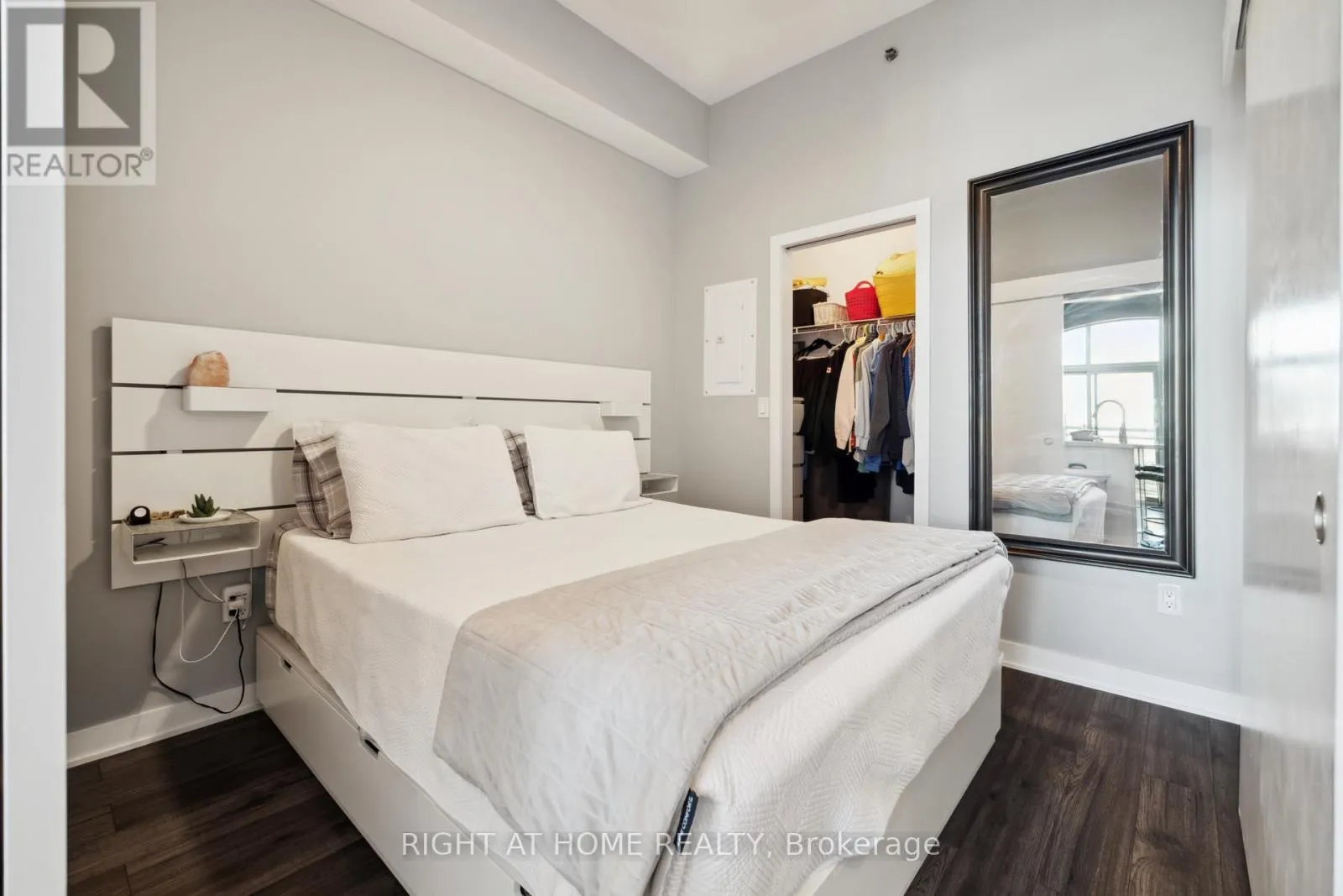 815 - 2486 OLD BRONTE ROAD