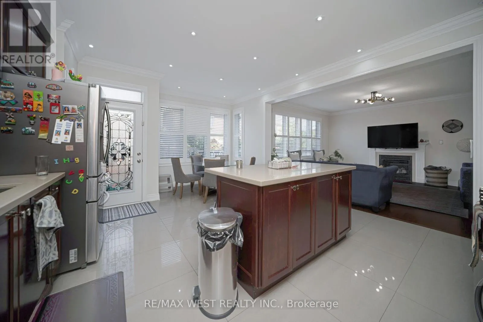 43 SWANTON ROAD