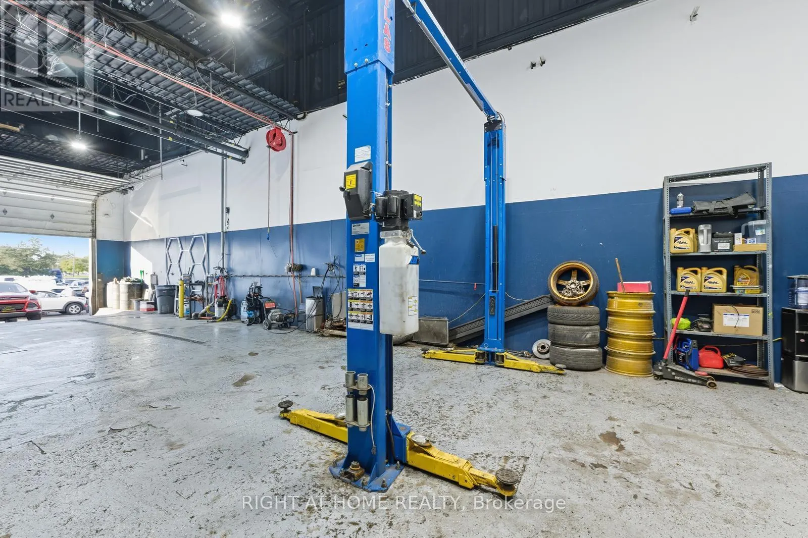 36 - 1400 AIMCO BOULEVARD N