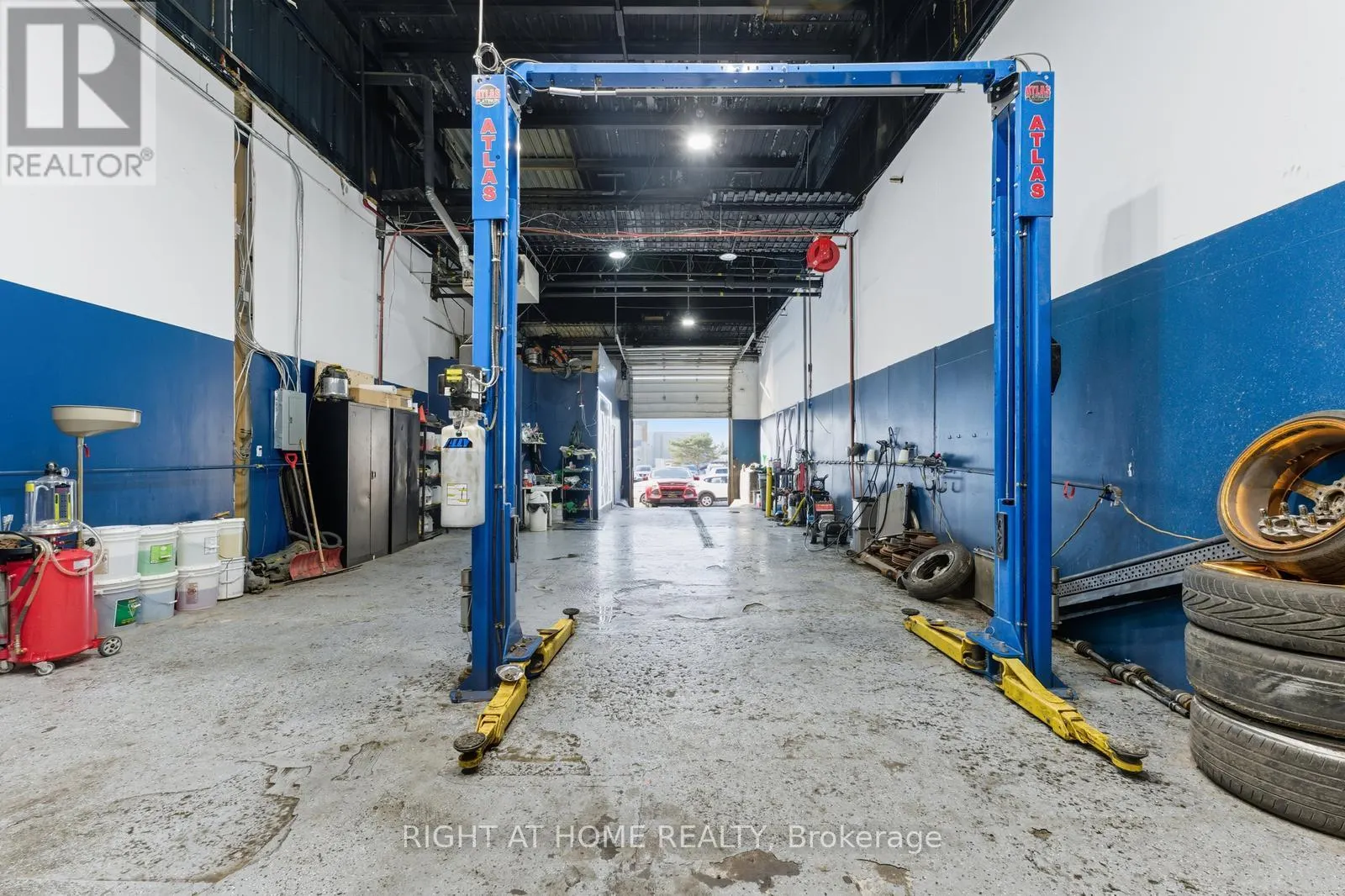 36 - 1400 AIMCO BOULEVARD N