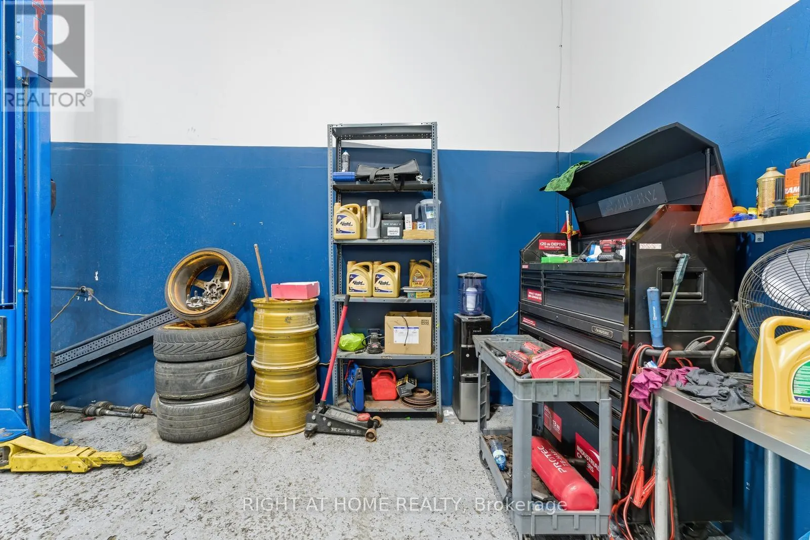 36 - 1400 AIMCO BOULEVARD N