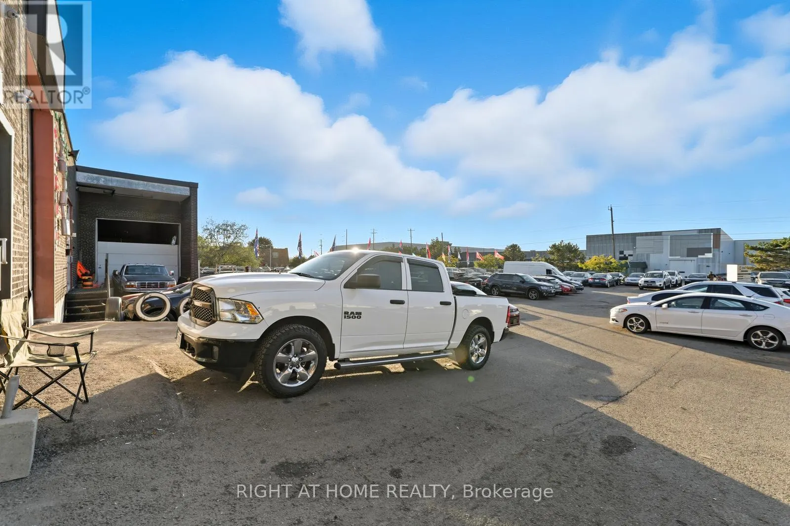 36 - 1400 AIMCO BOULEVARD N