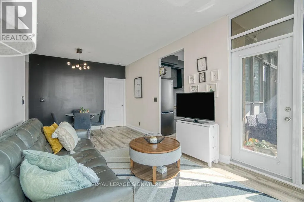 709 - 90 ABSOLUTE AVENUE