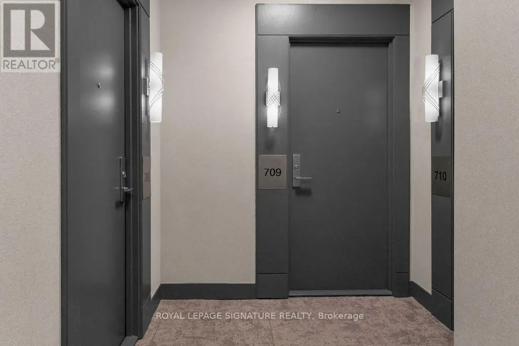 709 - 90 ABSOLUTE AVENUE