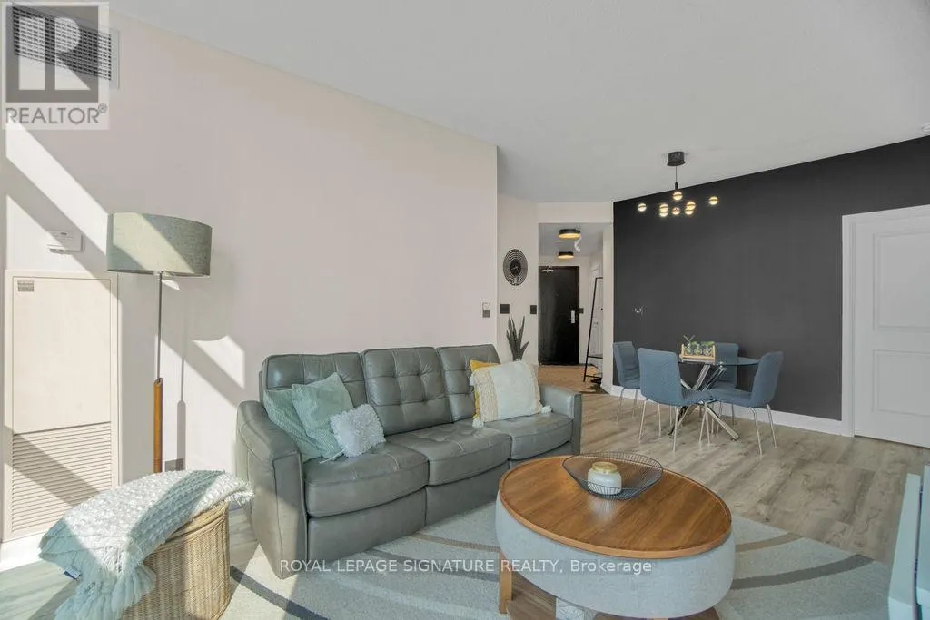 709 - 90 ABSOLUTE AVENUE