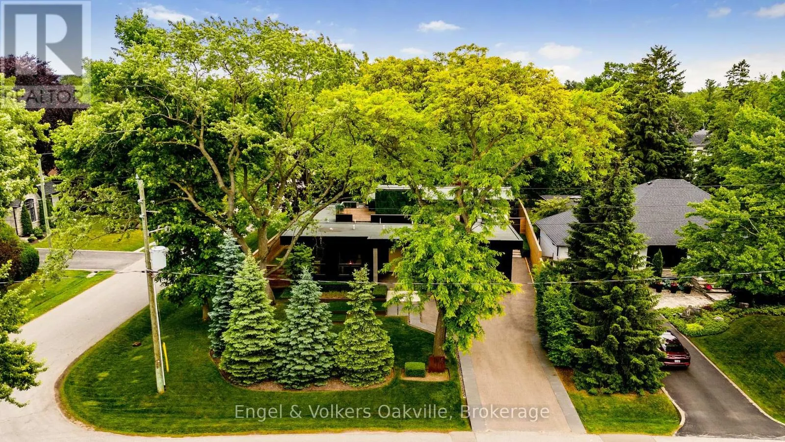 1516 DUNCAN ROAD