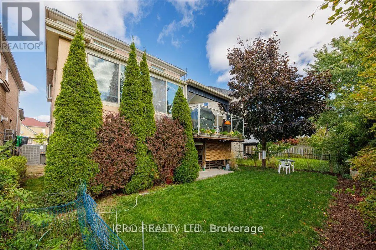 36 PACIFIC WIND CRESCENT