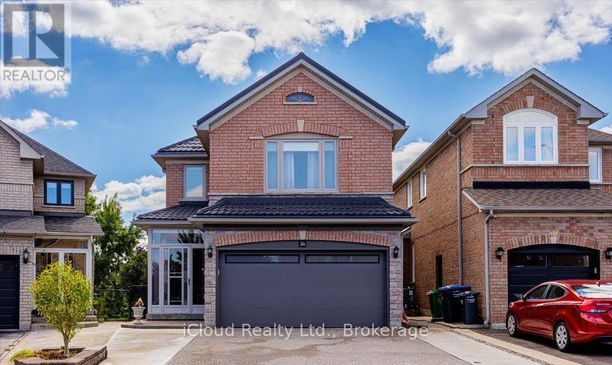 36 PACIFIC WIND CRESCENT