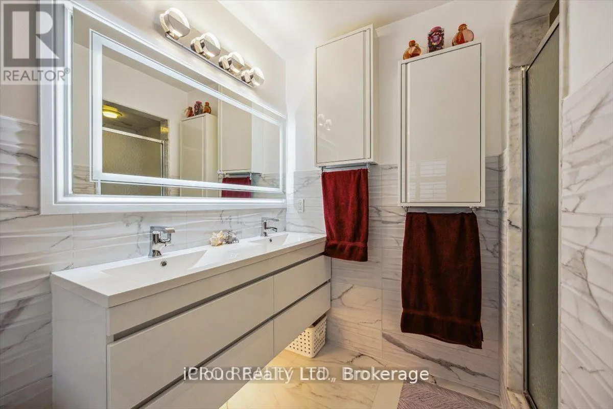 36 PACIFIC WIND CRESCENT