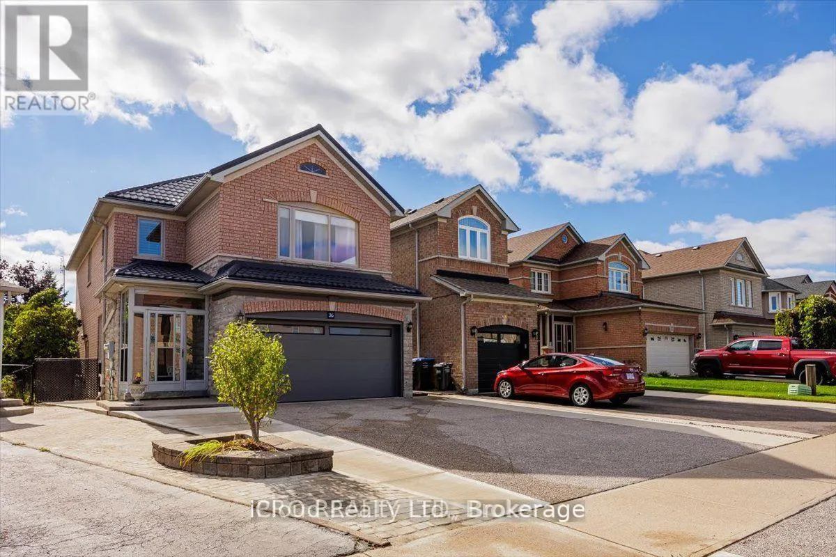 36 PACIFIC WIND CRESCENT