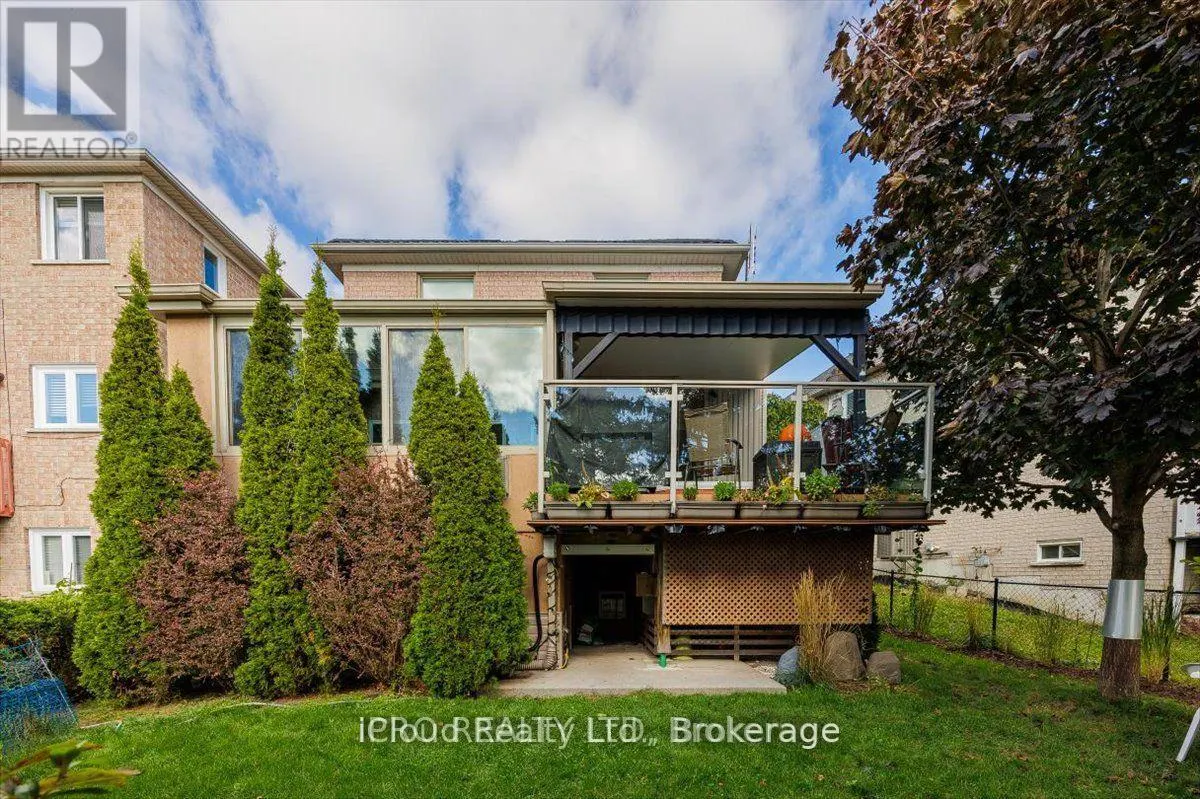 36 PACIFIC WIND CRESCENT