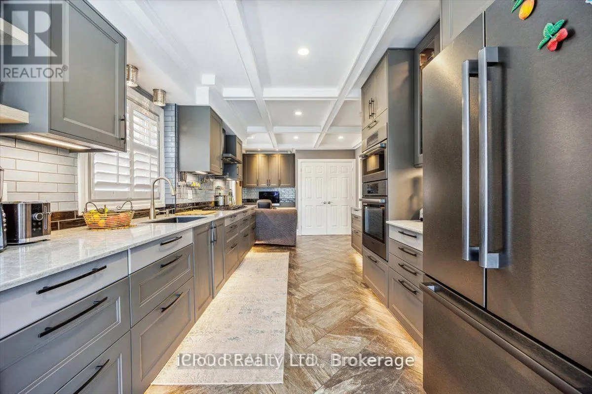 36 PACIFIC WIND CRESCENT