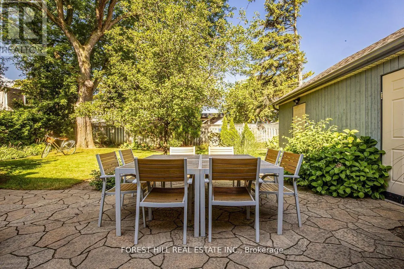193 LAKEWOOD DRIVE